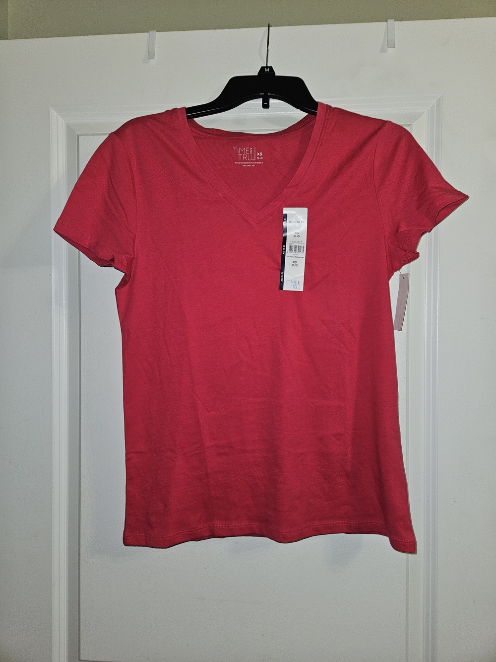 Time and Tru Women's Pink Short-Sleeve V-Neck Tee, XS